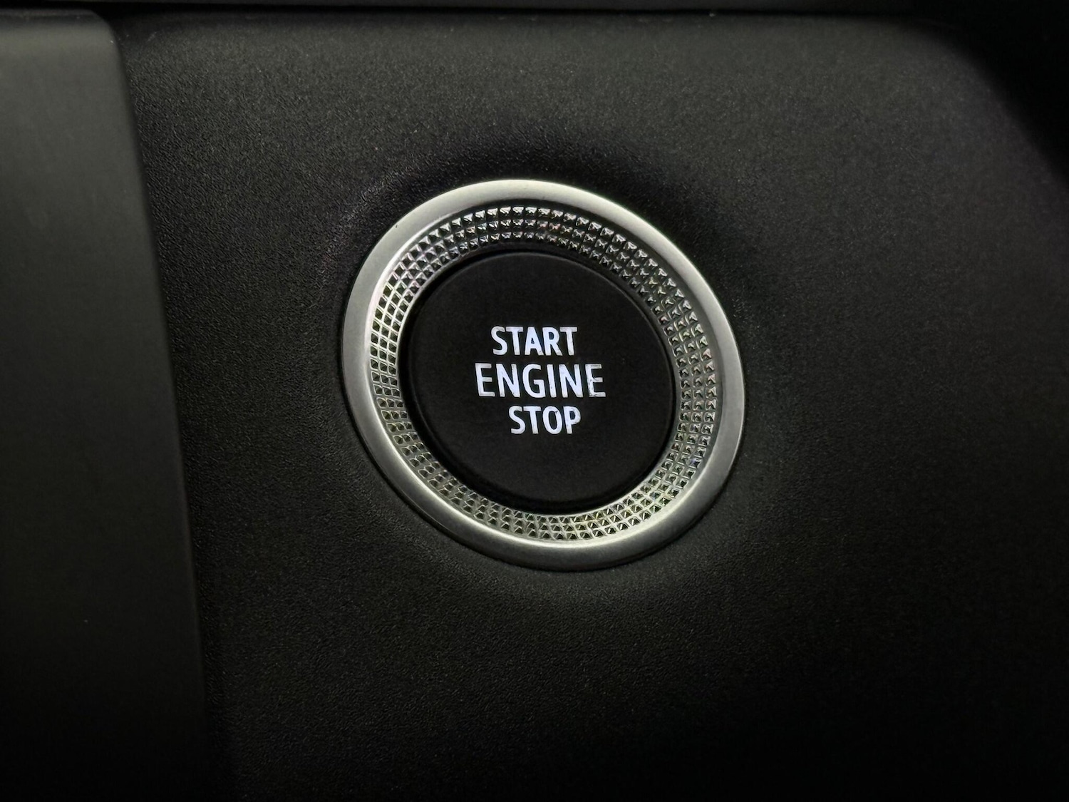 Used Renault Captur 2020 for sale - 76538544: Photo 41