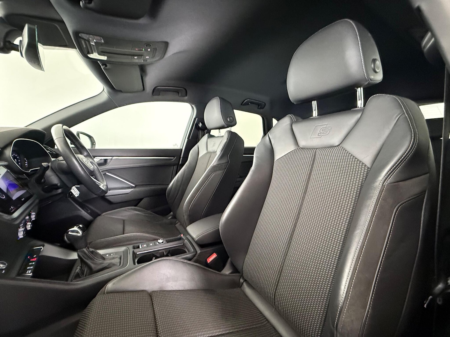 Used Audi Q3 2019 for sale - 77222584: Photo 15