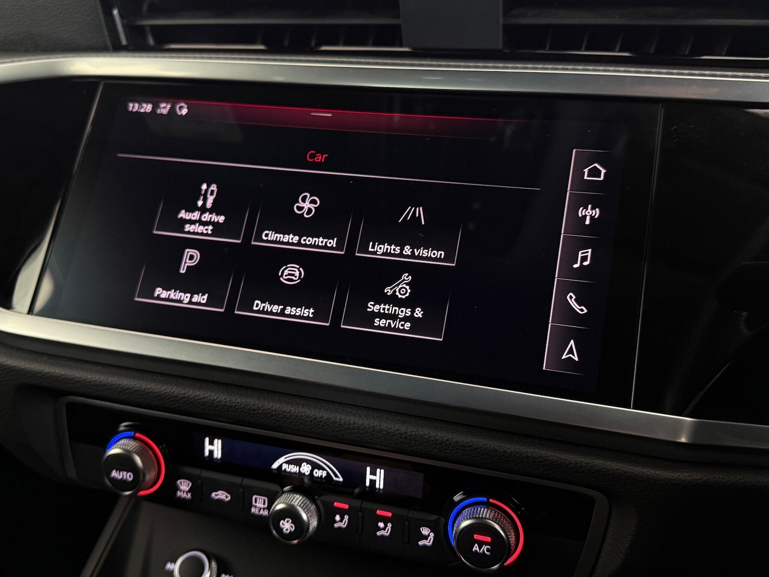 Used Audi Q3 2019 for sale - 77222584: Photo 29