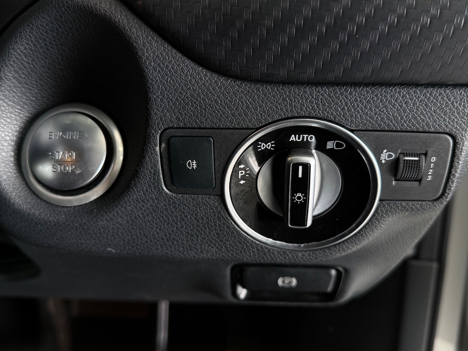 Used Mercedes-Benz A-Class 2017 for sale - 77181246: Photo 18