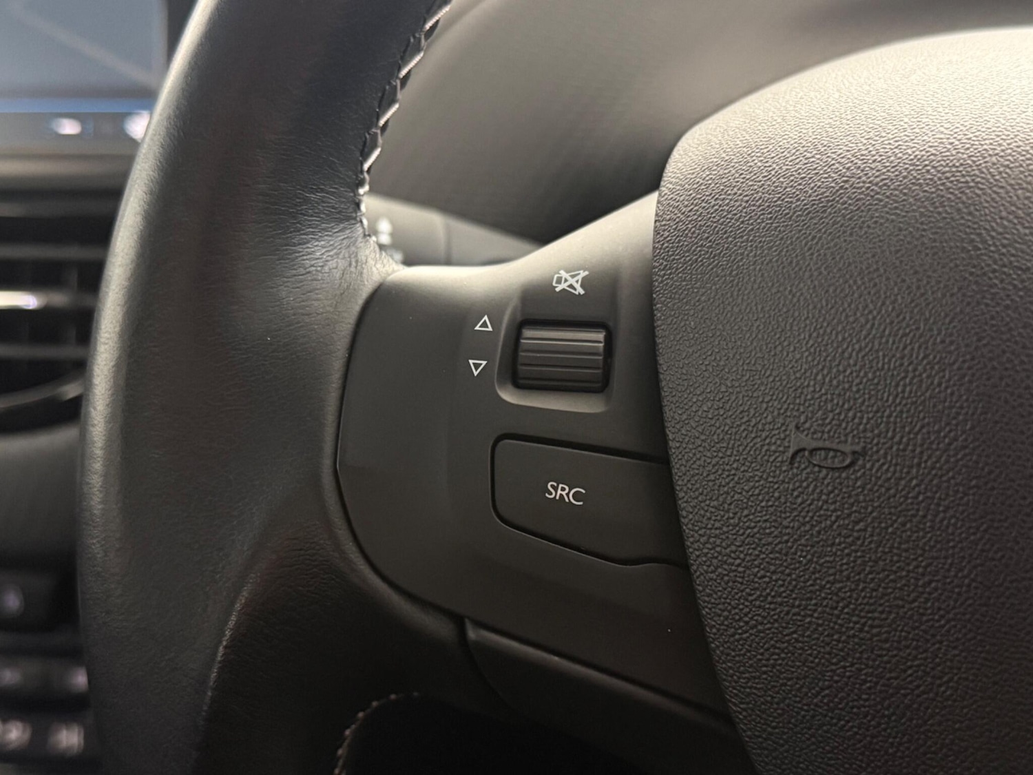 Used Peugeot 208 2018 for sale - 77259754: Photo 17