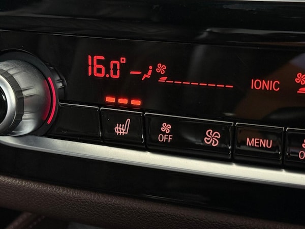 Used BMW 5 Series 2019 for sale - 75347477: Photo 42