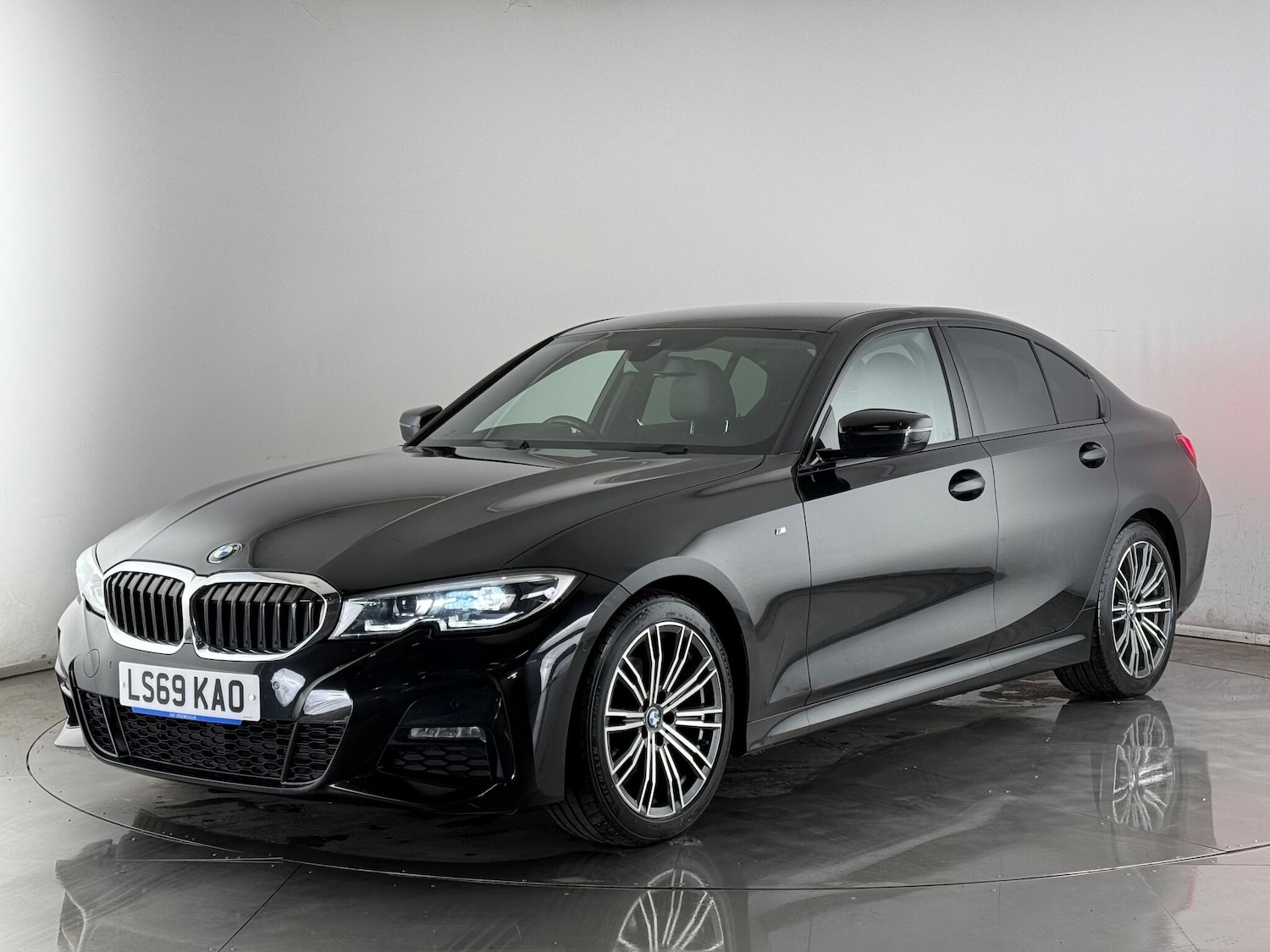 Used BMW 3 Series 2019 for sale - 77259729: Photo 3