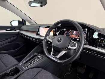 Used Volkswagen Golf 2021 for sale - 79133109: Photo