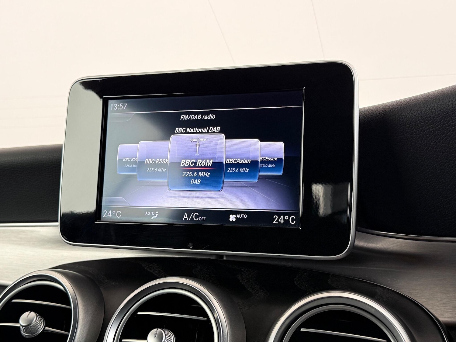 Used Mercedes-Benz C Class 2018 for sale - 77181019: Photo 29