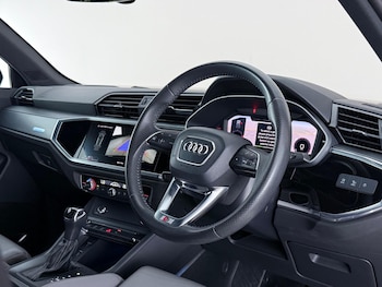 Used Audi Q3 2019 for sale - 79441879: Photo