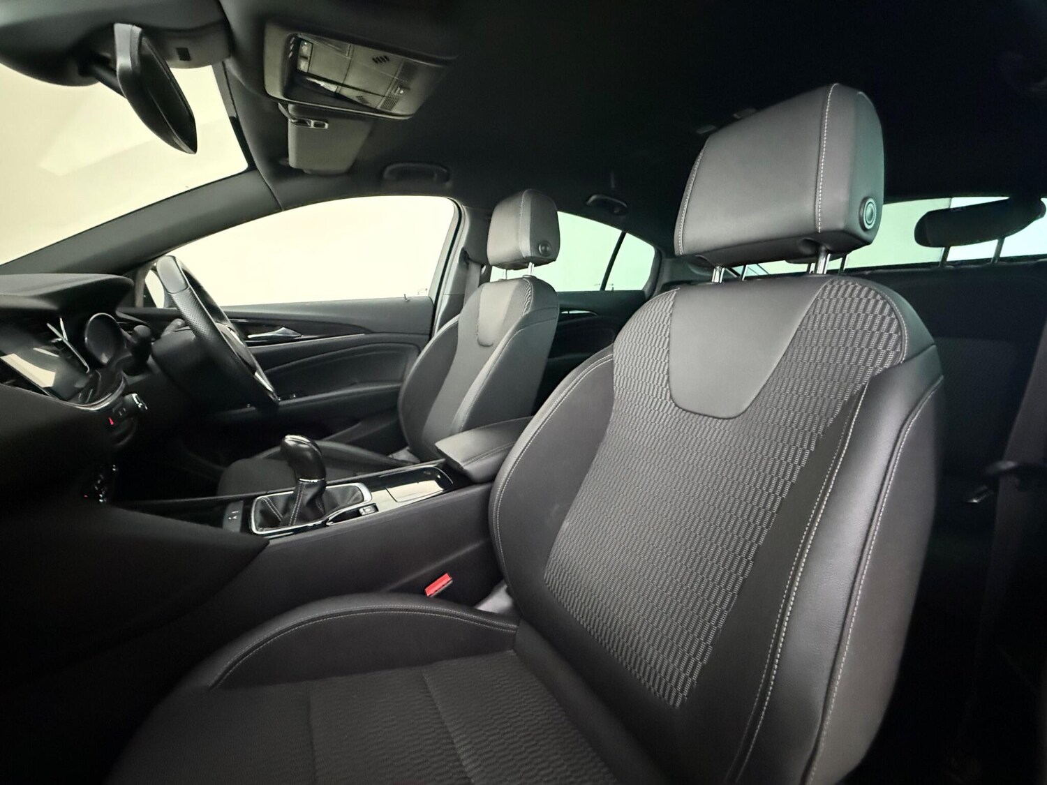 Used Vauxhall Insignia 2018 for sale - 78107131: Photo 11