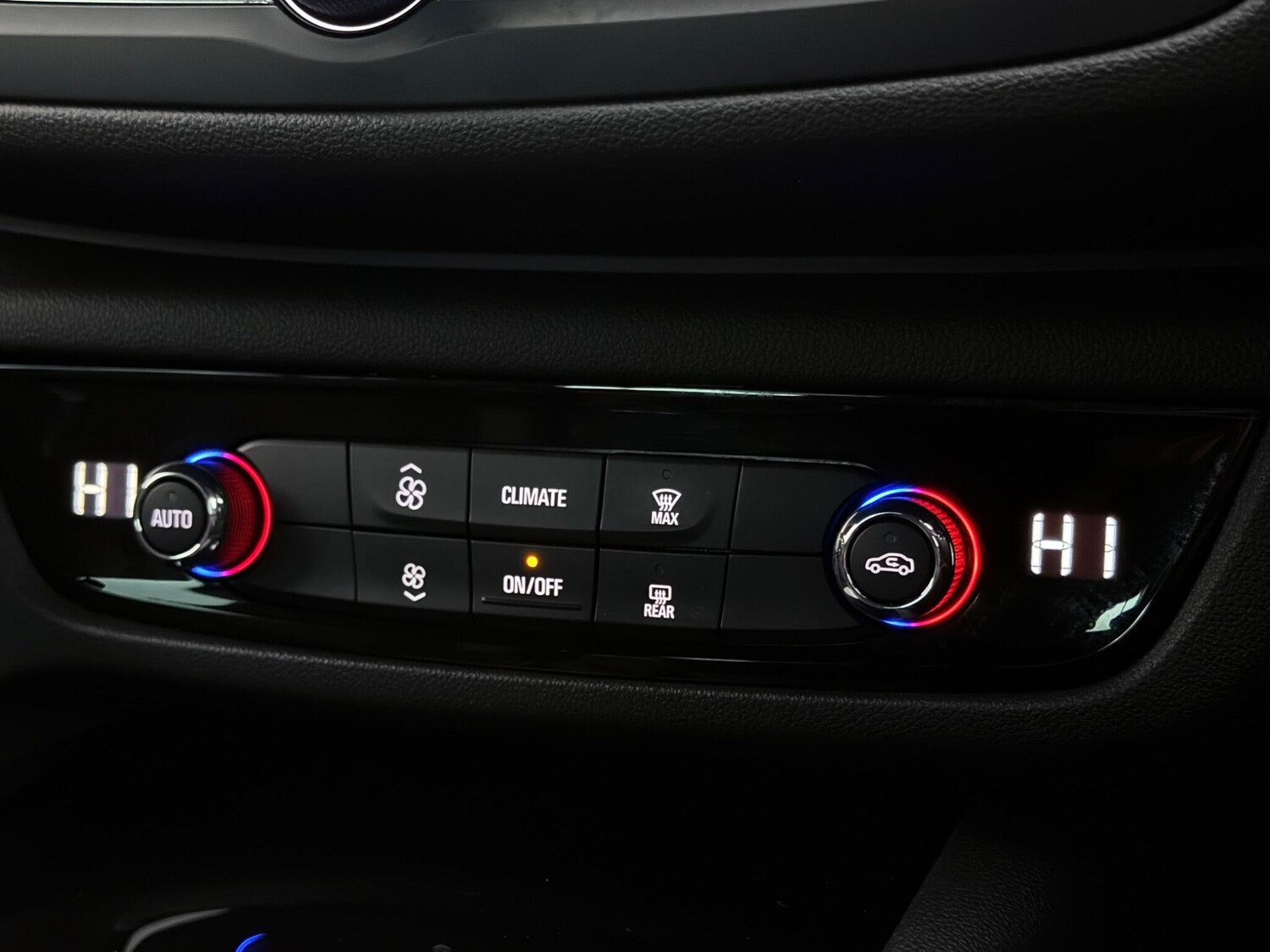 Used Vauxhall Insignia 2018 for sale - 78107131: Photo 25