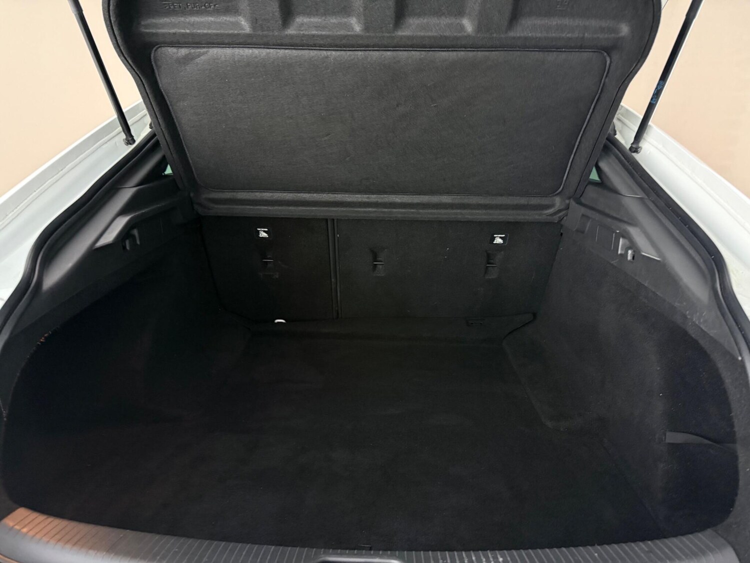 Used Vauxhall Insignia 2018 for sale - 78107131: Photo 8