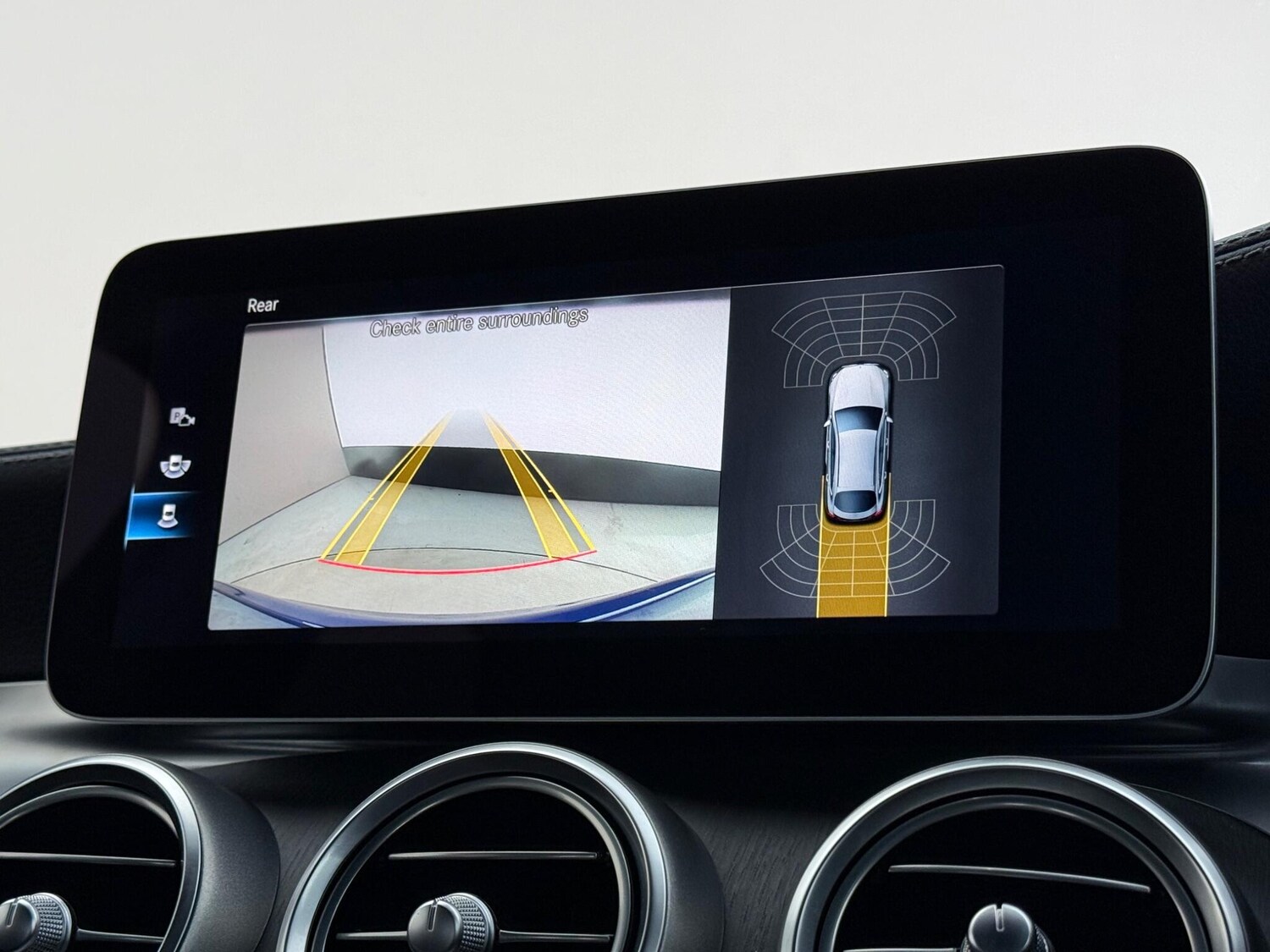 Used Mercedes-Benz GLC 2020 for sale - 78091772: Photo 30