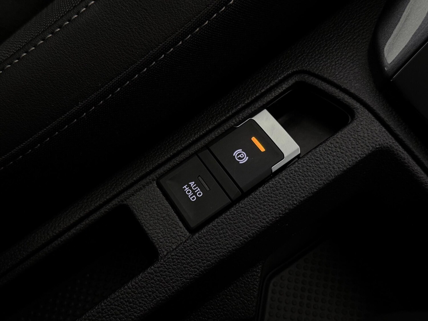 Used Volkswagen T-Roc 2023 for sale - 77575511: Photo 36