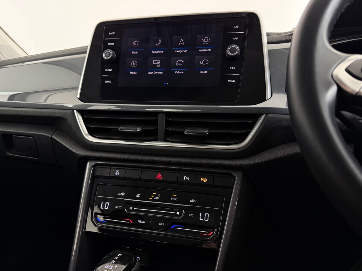 Used Volkswagen T-Roc 2023 for sale - 77575511: Photo 37