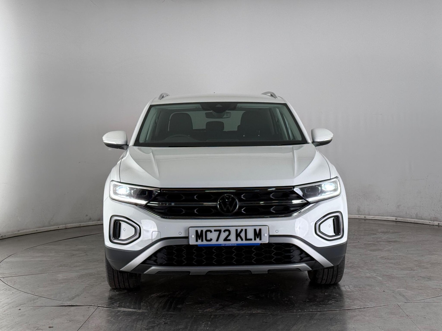 Used Volkswagen T-Roc 2023 for sale - 77575511: Photo 5