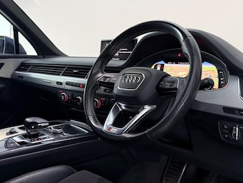 Used Audi Q7 2018 for sale - 79458191: Photo