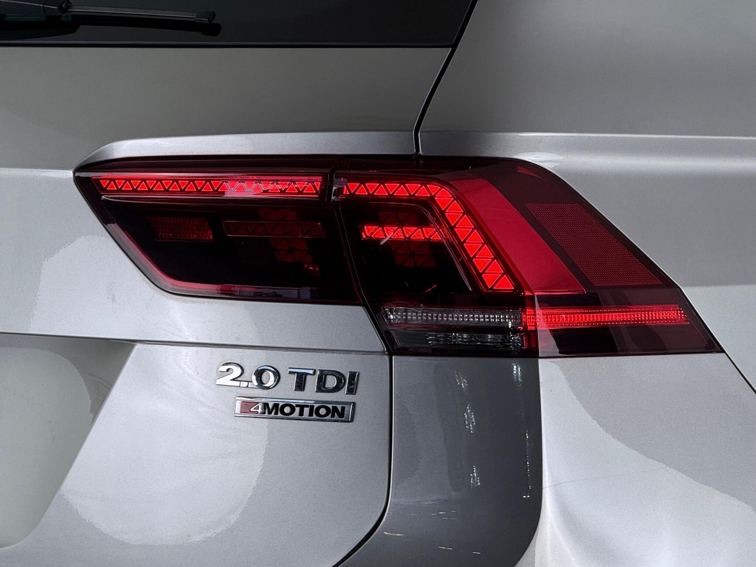 Used Volkswagen Tiguan 2018 for sale - 76468476: Photo 10