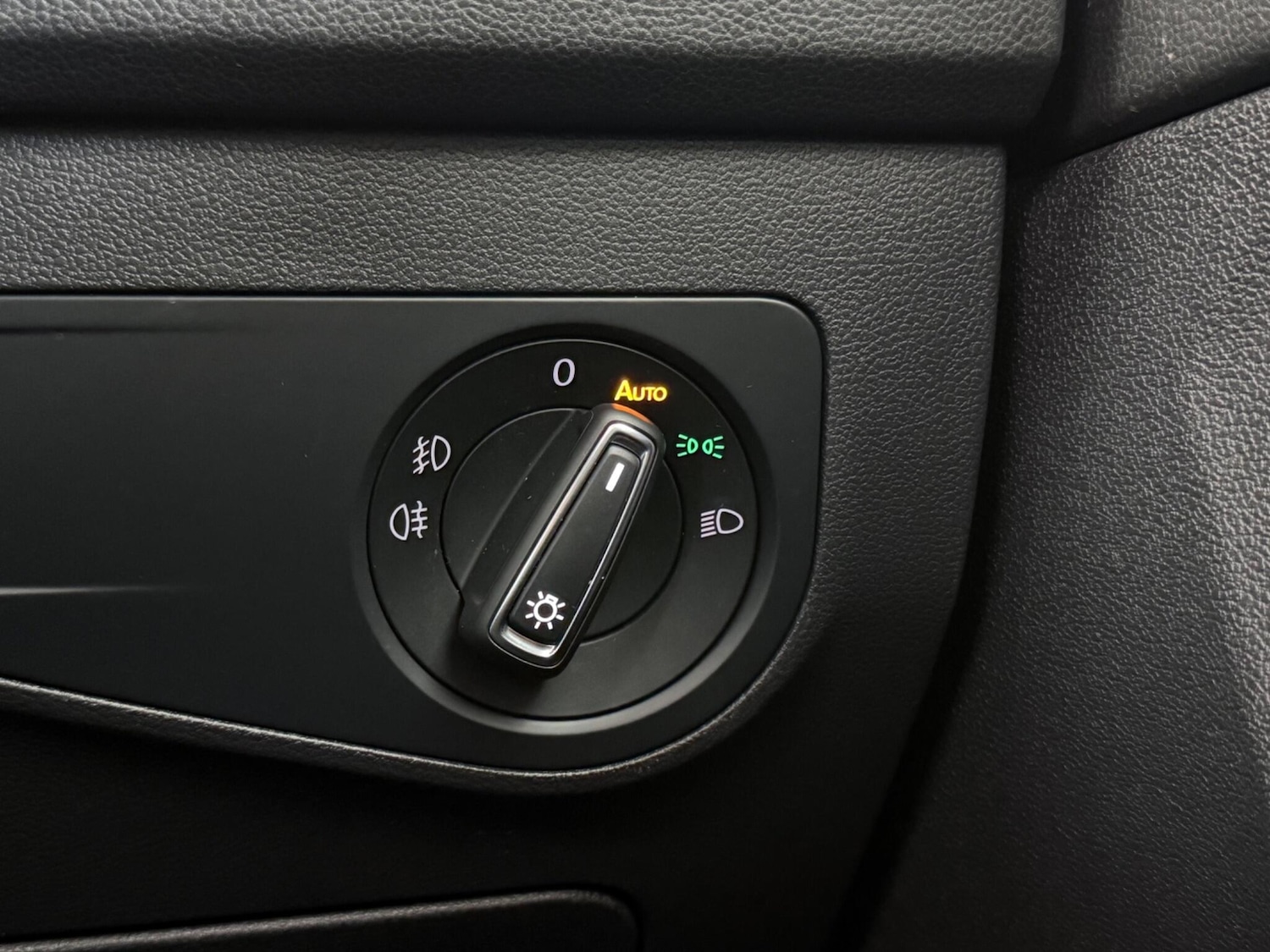 Used Volkswagen Tiguan 2018 for sale - 76468476: Photo 21