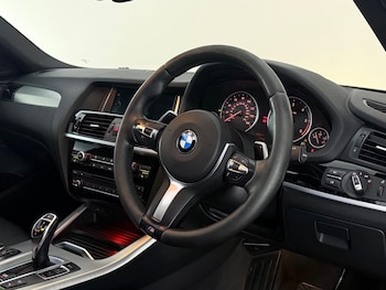 Used BMW X4 2017 for sale - 79107651: Photo