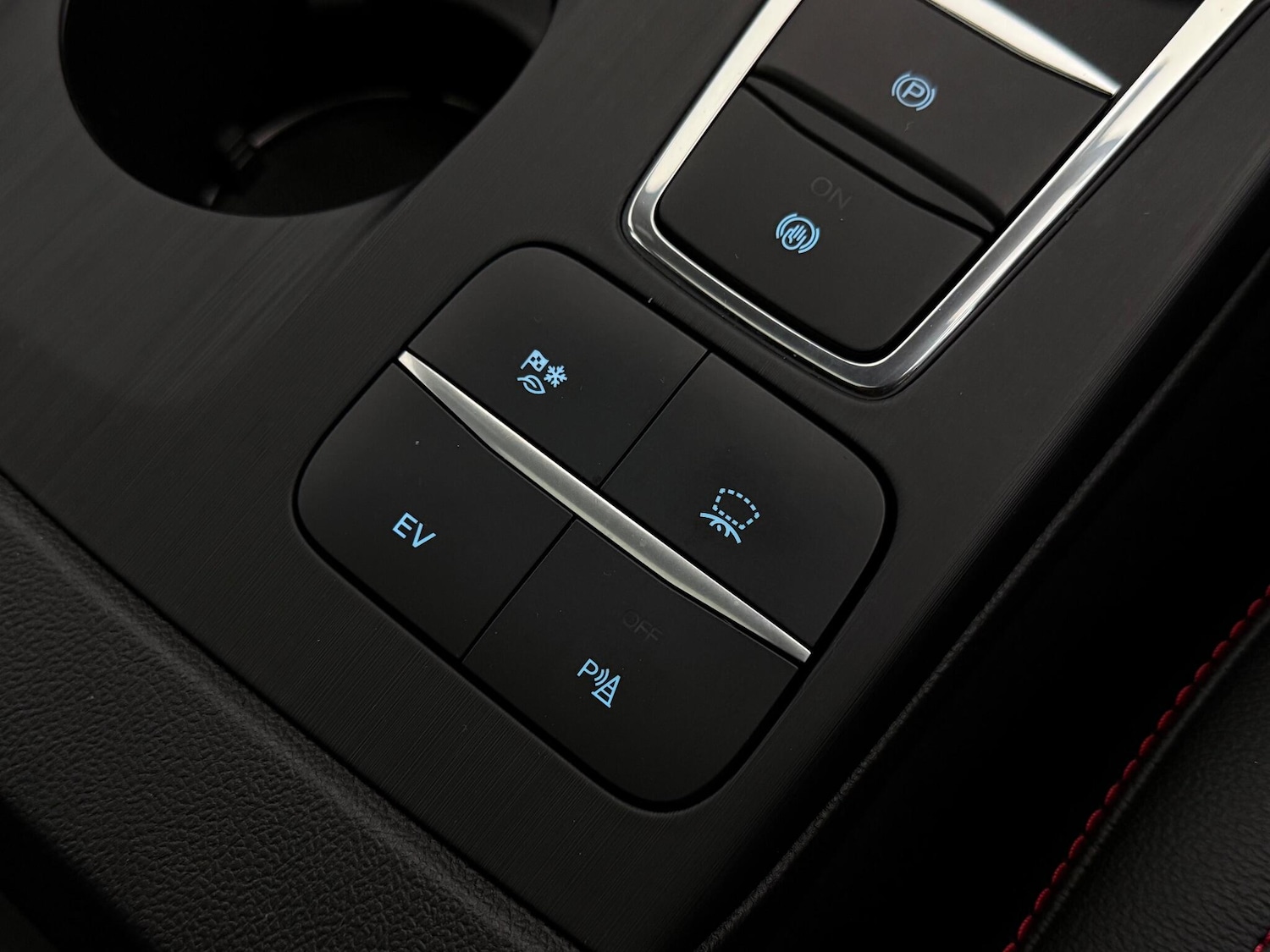 Used Ford Kuga 2021 for sale - 76898724: Photo 40