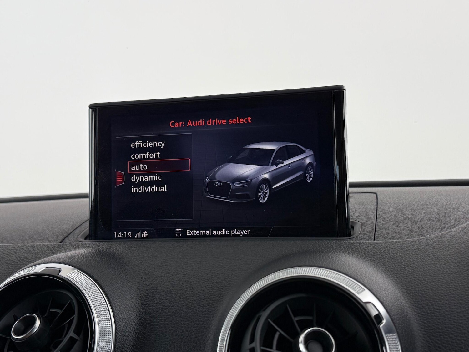 Used Audi A3 2017 for sale - 77268284: Photo 25