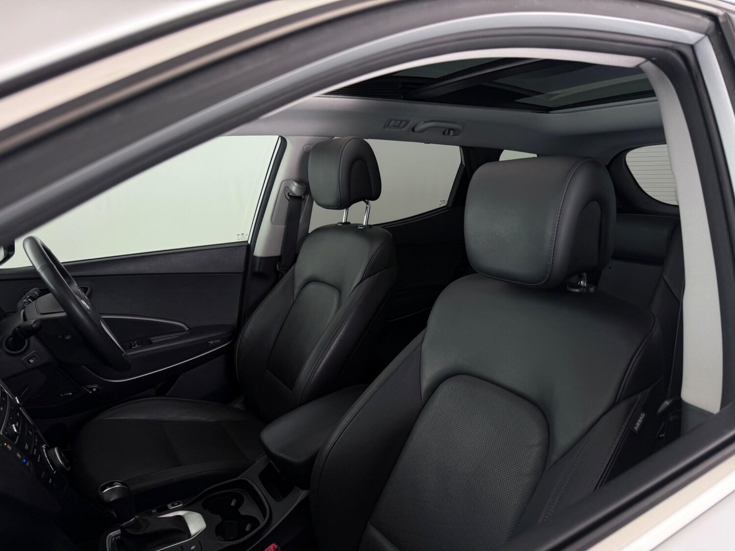 Used Hyundai Santa Fe 2016 for sale - 78107127: Photo 14