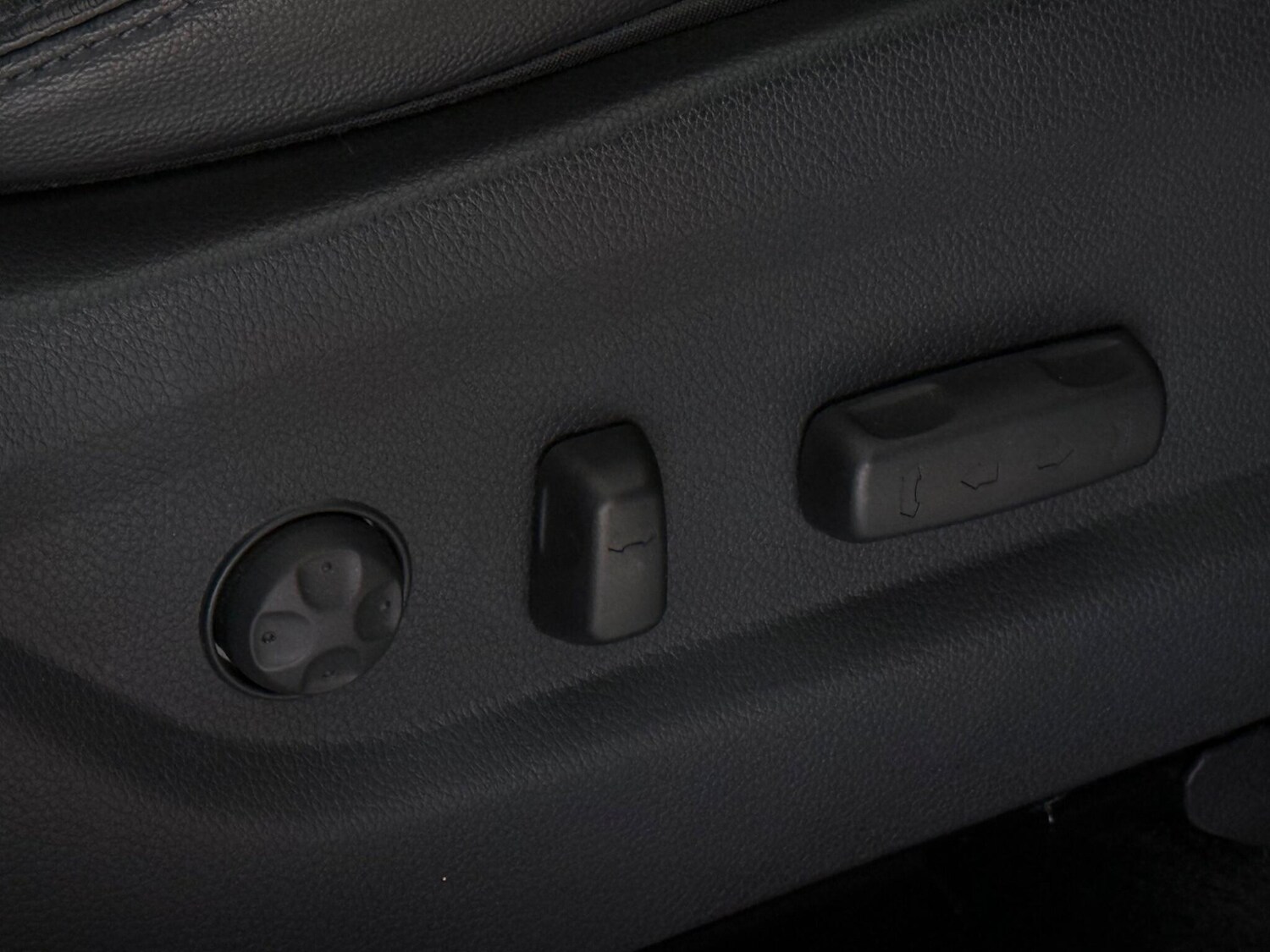 Used Hyundai Santa Fe 2016 for sale - 78107127: Photo 17