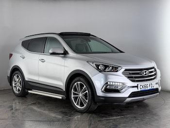Used Hyundai Santa Fe 2016 for sale - 78107127: Photo