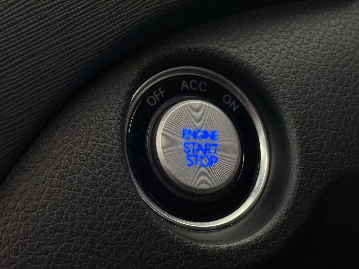 Used Hyundai Santa Fe 2016 for sale - 78107127: Photo 27