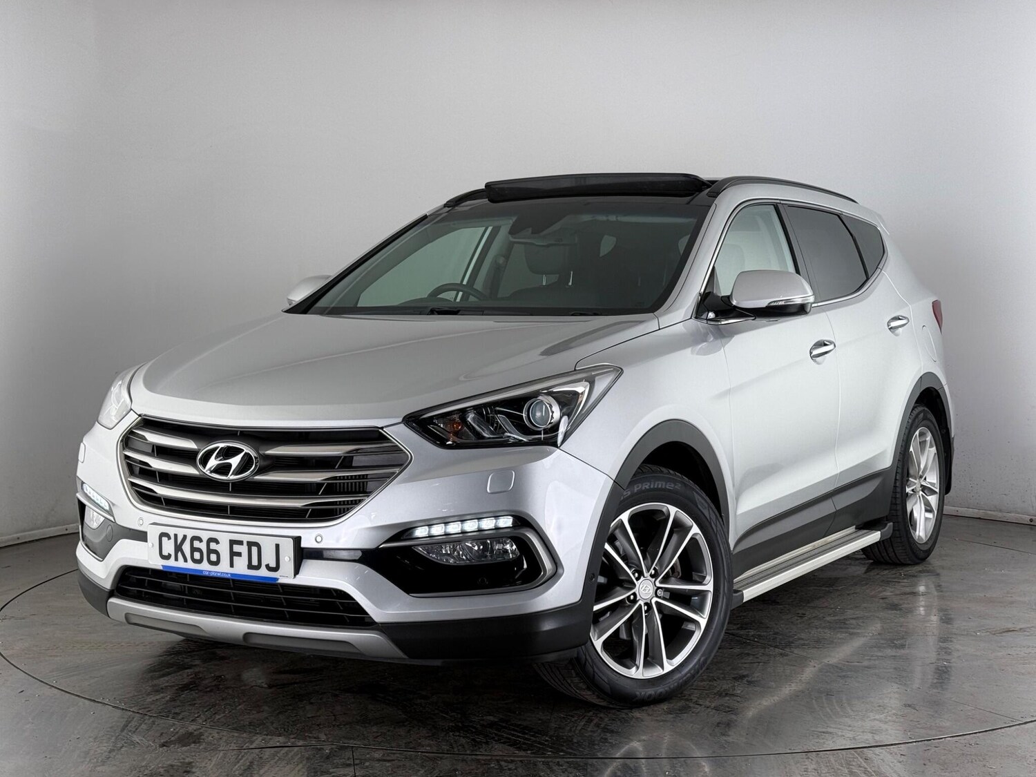 Used Hyundai Santa Fe 2016 for sale - 78107127: Photo 37