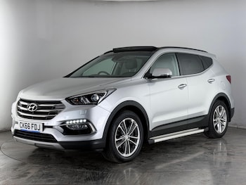 Used Hyundai Santa Fe 2016 for sale - 78107127: Photo