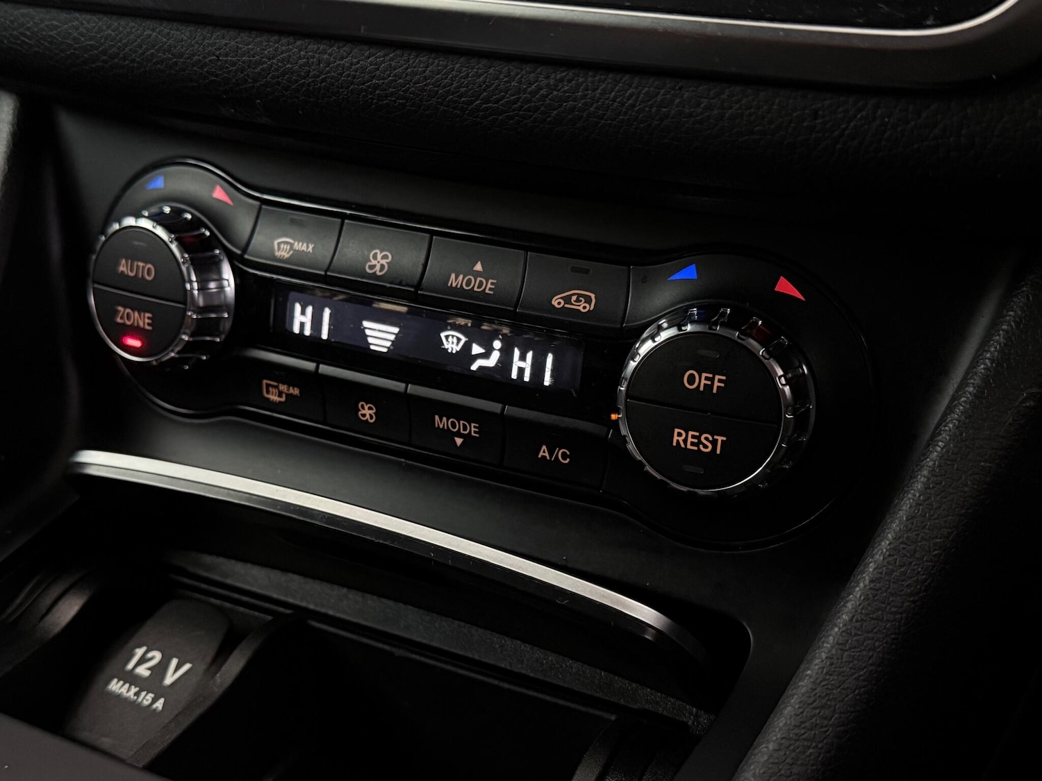 Used Mercedes-Benz GLA 2018 for sale - 77221494: Photo 34