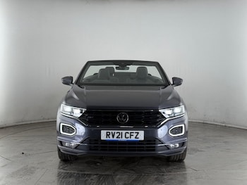Used Volkswagen T-Roc 2021 for sale - 75533773: Photo