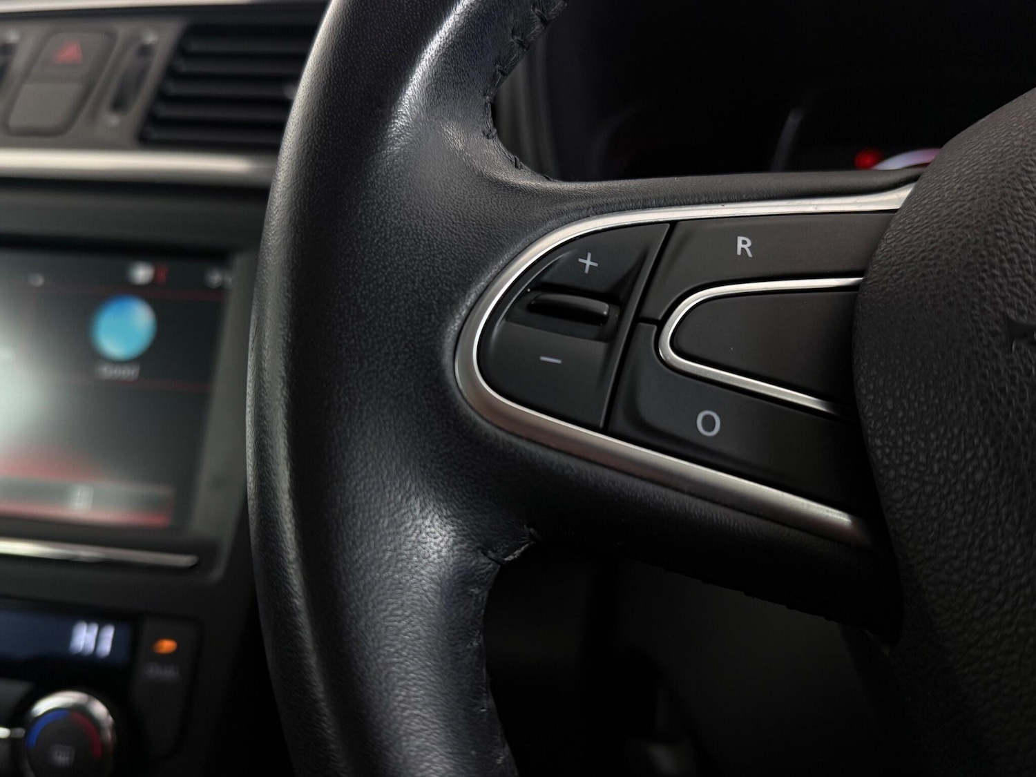 Used Renault Kadjar 2017 for sale - 77259634: Photo 18