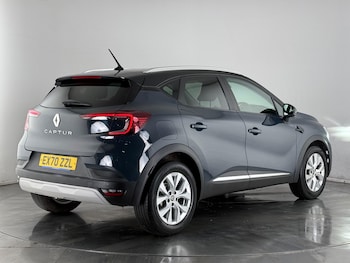 Used Renault Captur 2020 for sale - 77181107: Photo