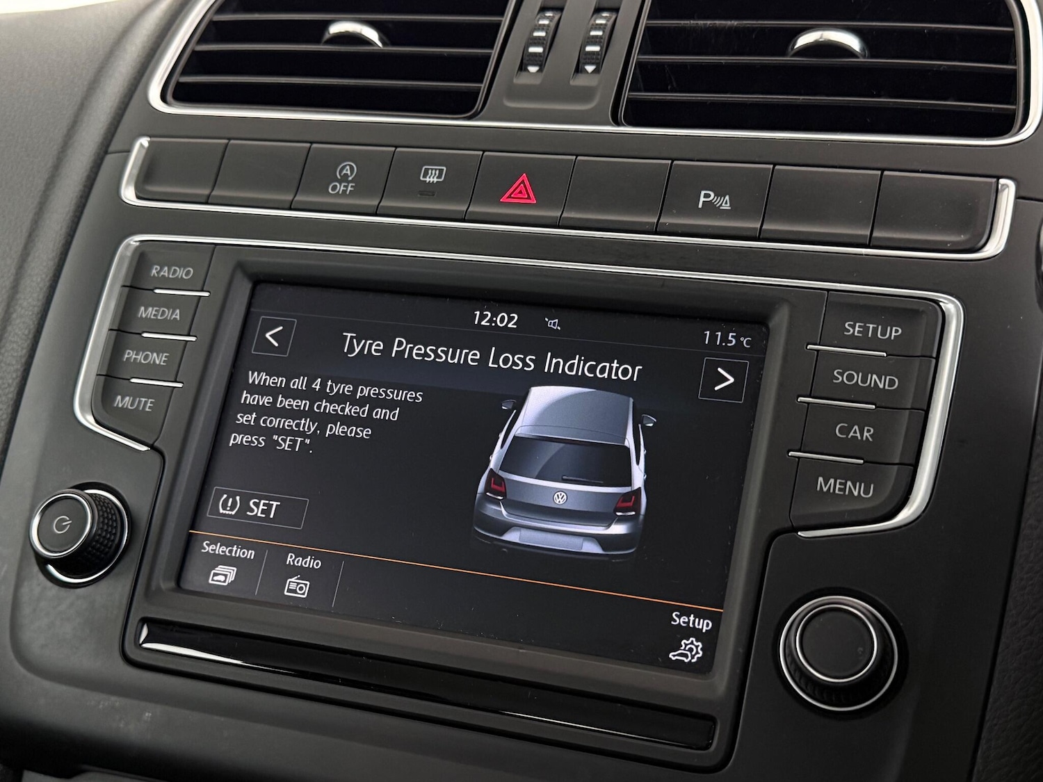 Used Volkswagen Polo 2016 for sale - 76468631: Photo 32