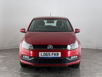 Used Volkswagen Polo 2016 for sale - 76468631: Photo