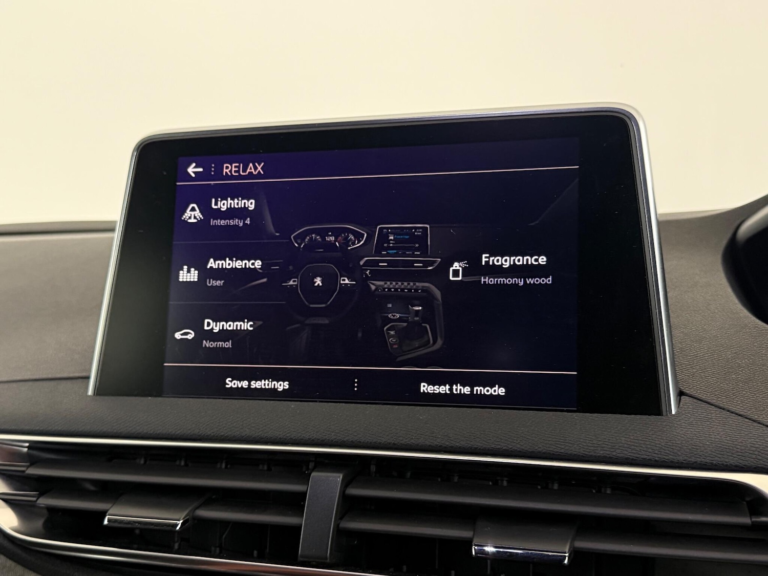 Used Peugeot 3008 2018 for sale - 77221916: Photo 28