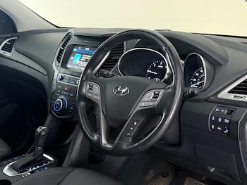 Used Hyundai Santa Fe 2018 for sale - 79396668: Photo