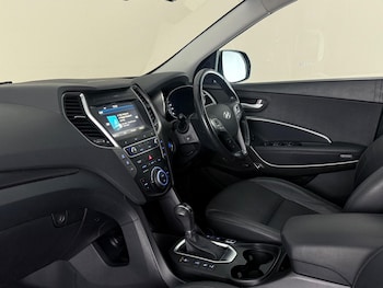 Used Hyundai Santa Fe 2018 for sale - 79396668: Photo