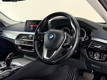 Used BMW 5 Series 2017 for sale - 79206318: Photo