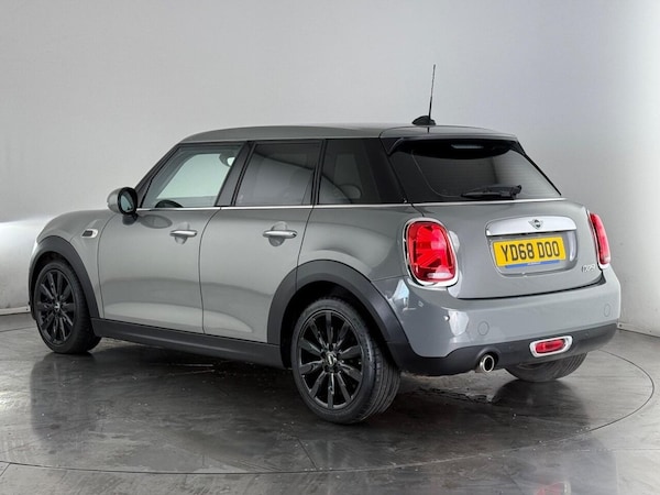 Used MINI Hatch 2019 for sale - 76185459: Photo 4