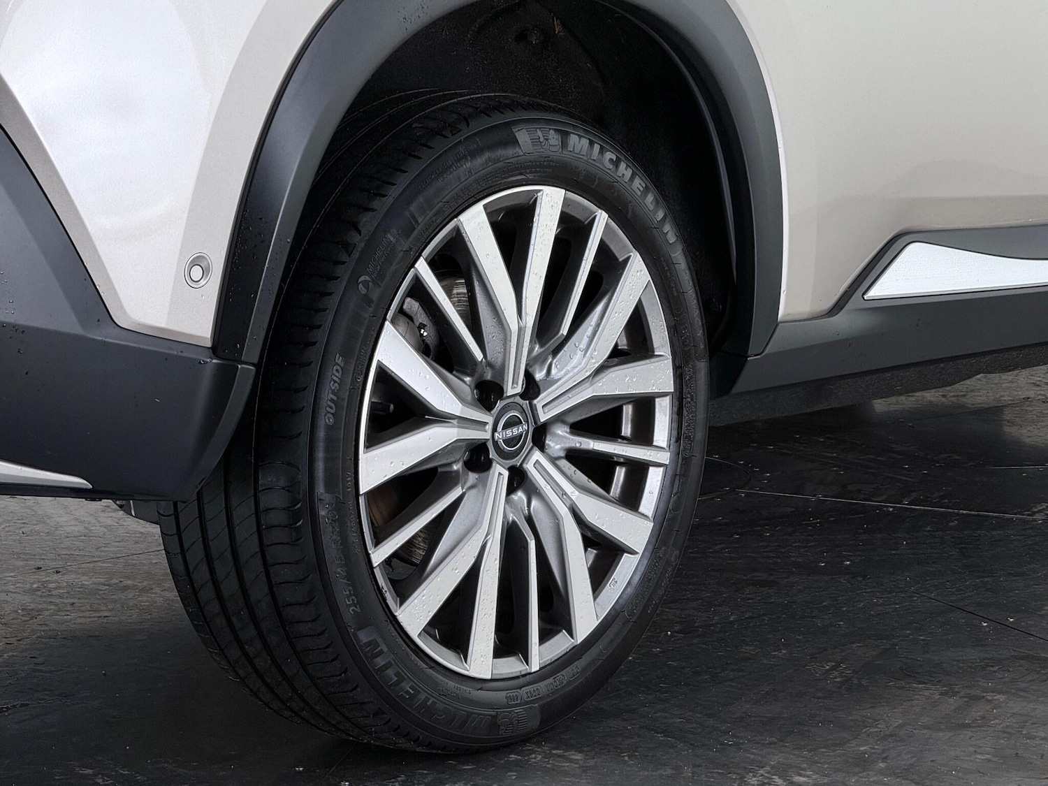 Used Nissan X-Trail 2023 for sale - 76468220: Photo 11