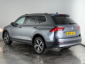 Used Volkswagen Tiguan Allspace 2019 for sale - 77246247: Photo