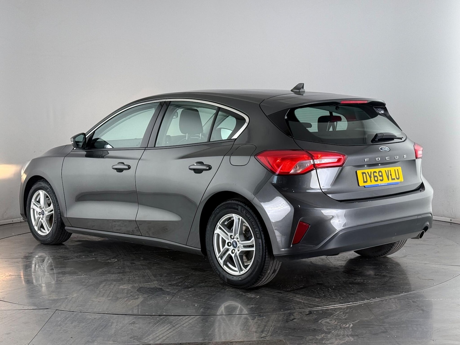 Used Ford Focus 2019 for sale - 76468685: Photo 4