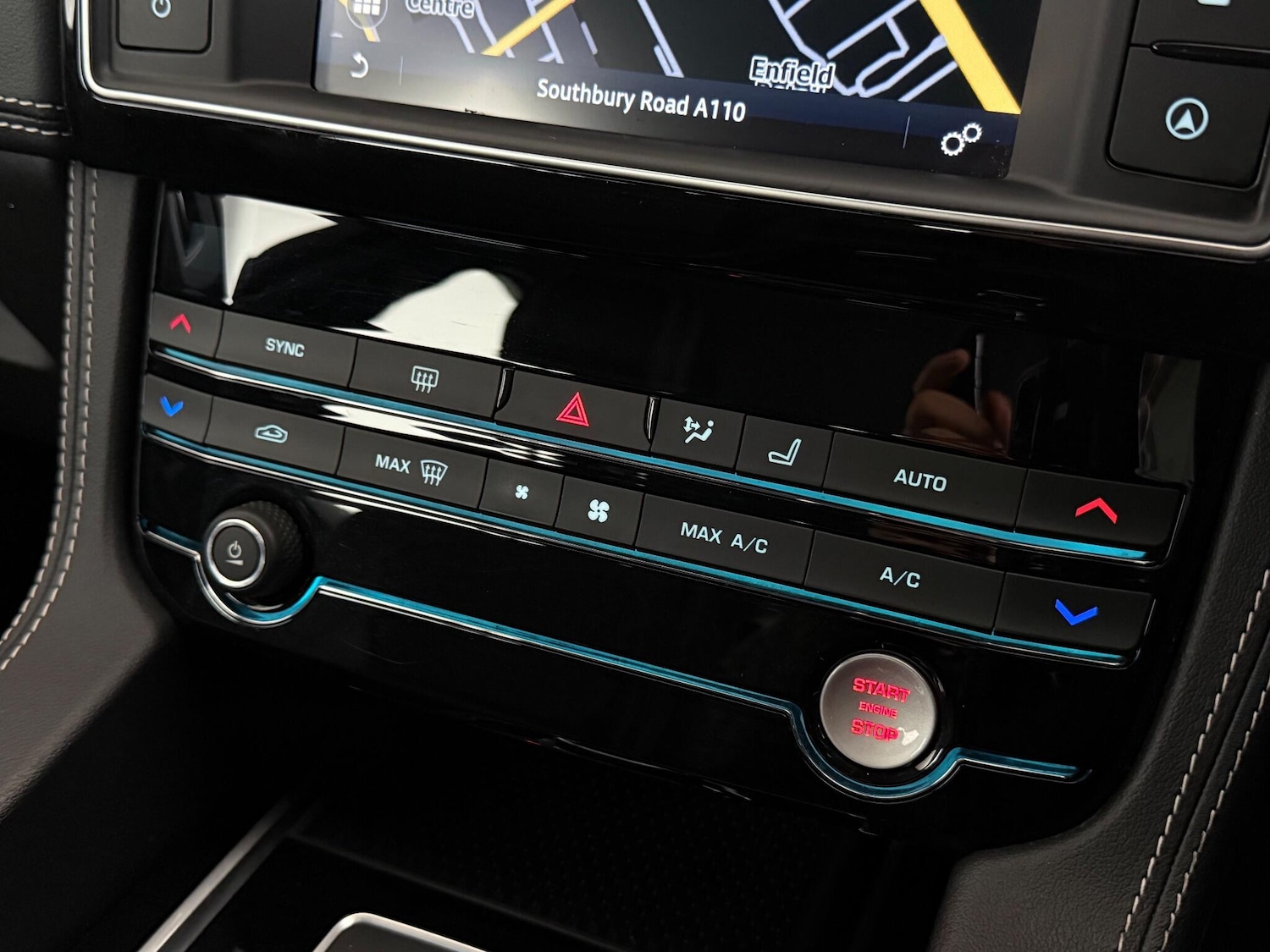 Used Jaguar F-Pace 2017 for sale - 76468737: Photo 31