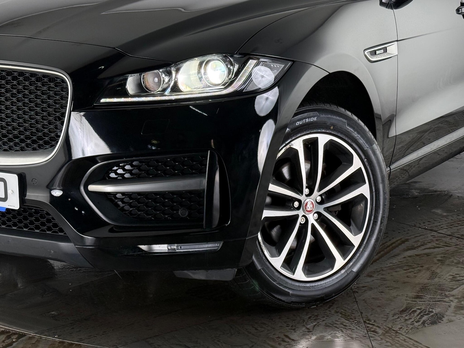 Used Jaguar F-Pace 2017 for sale - 76468737: Photo 42