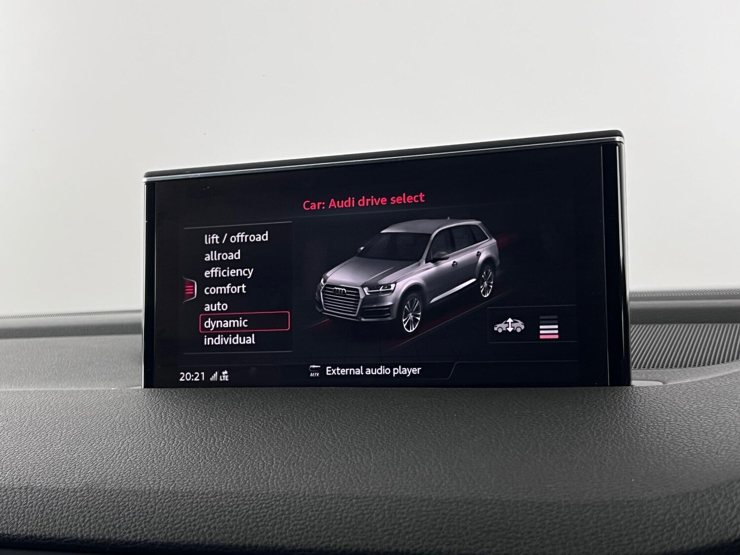 Used Audi SQ7 2016 for sale - 77803022: Photo 33