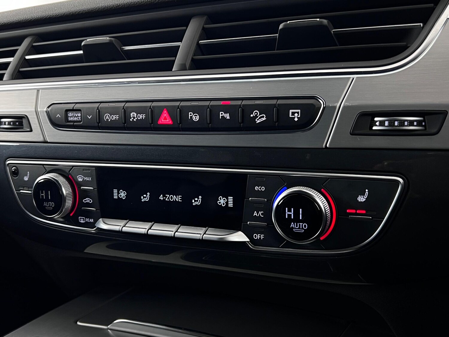 Used Audi SQ7 2016 for sale - 77803022: Photo 39