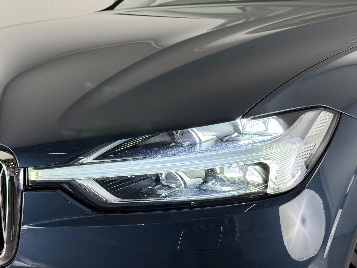 Used Volvo XC60 2017 for sale - 76468382: Photo 8