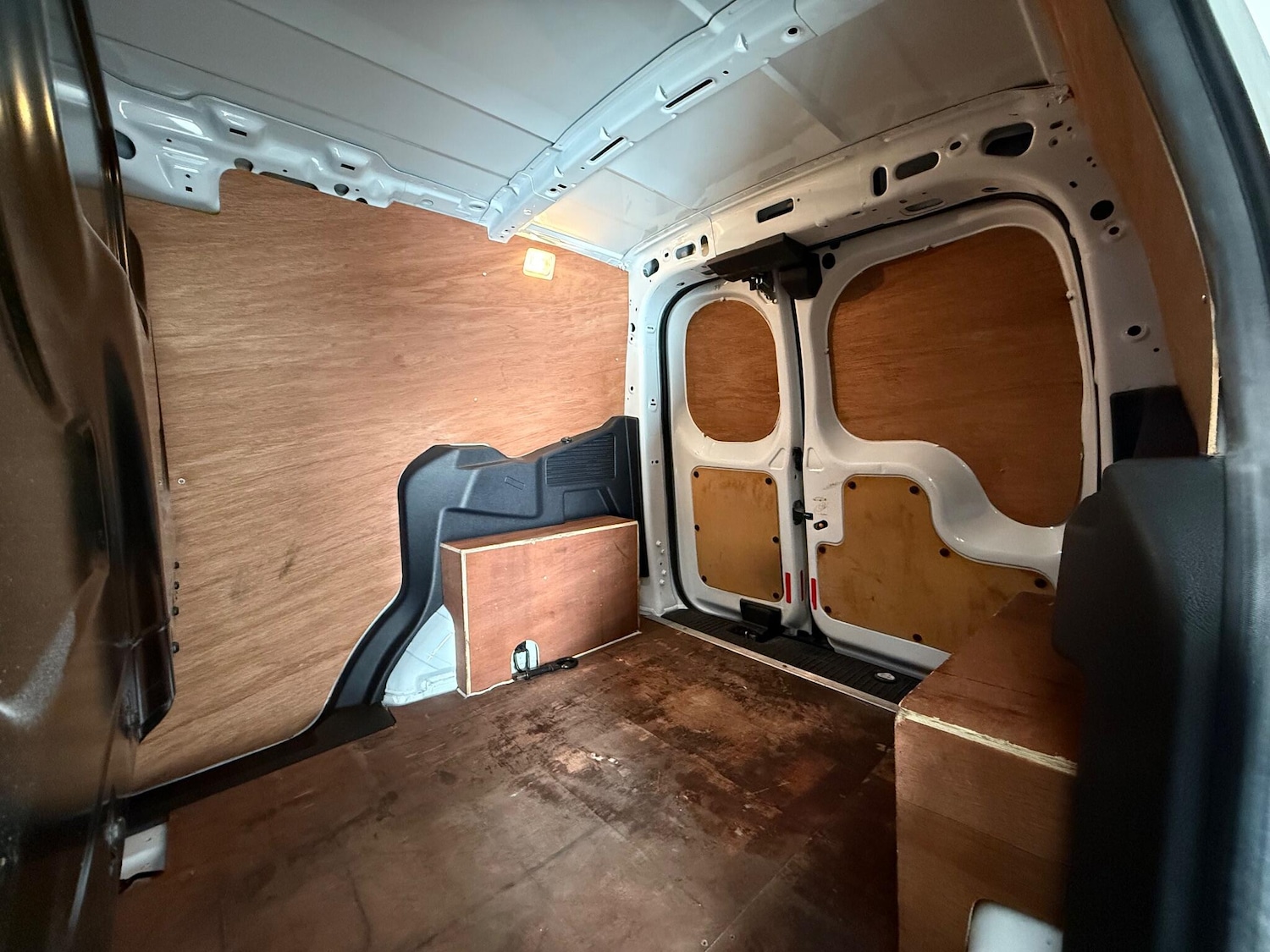 Used Ford Transit Courier 2017 for sale - 77222224: Photo 9