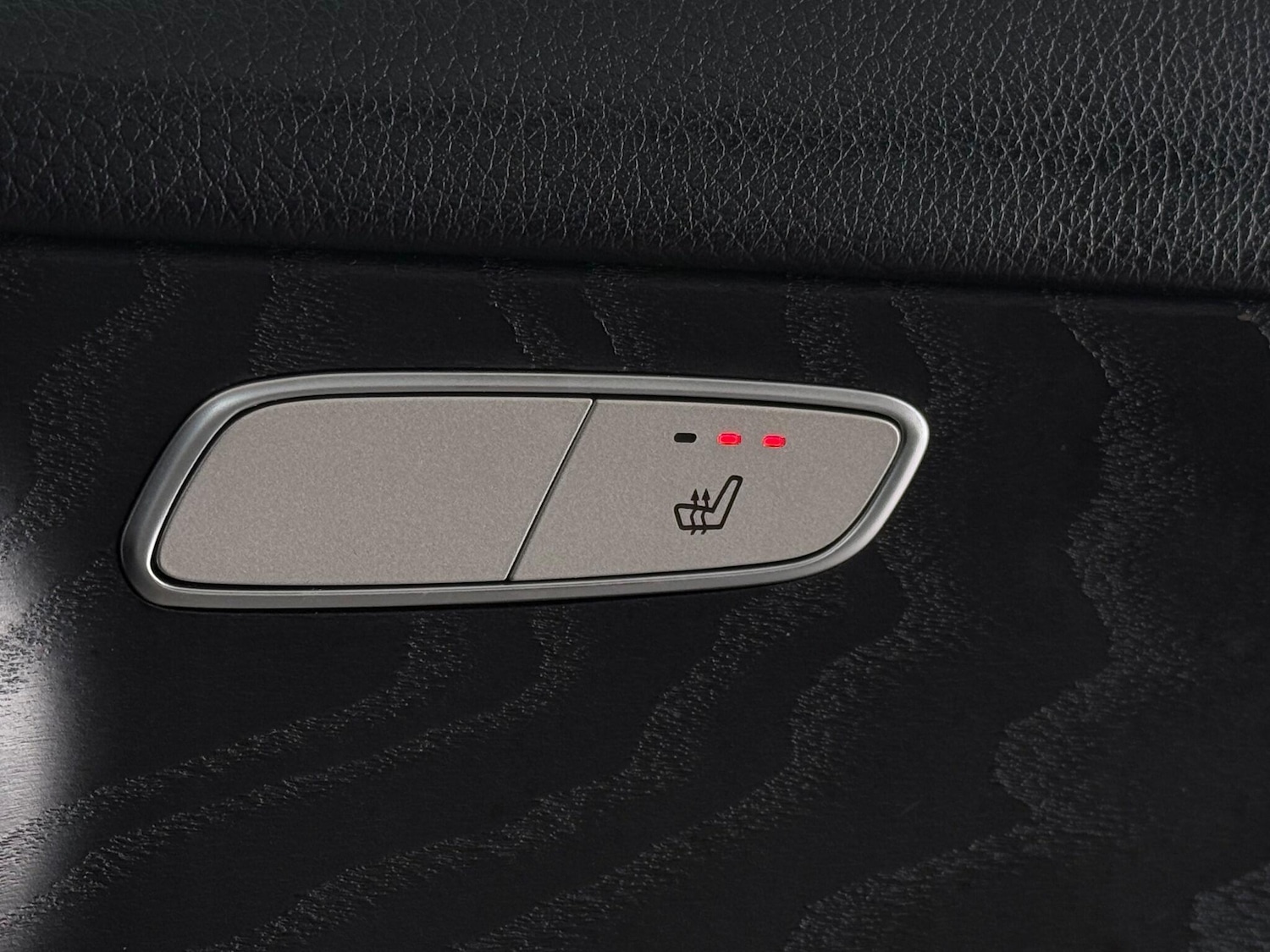 Used Mercedes-Benz GLC 2018 for sale - 76468105: Photo 25